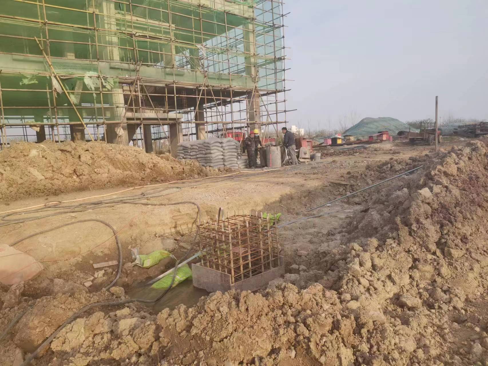 松溪当桥梁出现裂缝的时候应该及时加固修补